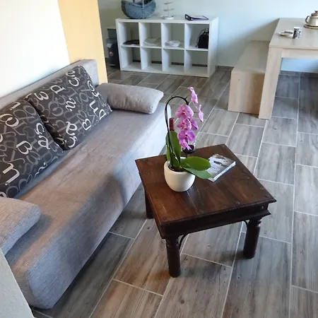Meyer Apartman Nahrendorf